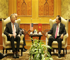 Bộ trưởng Bộ TT&TT Trương Minh Tuấn tiếp Đại sứ Hoa Kỳ tại Việt Nam